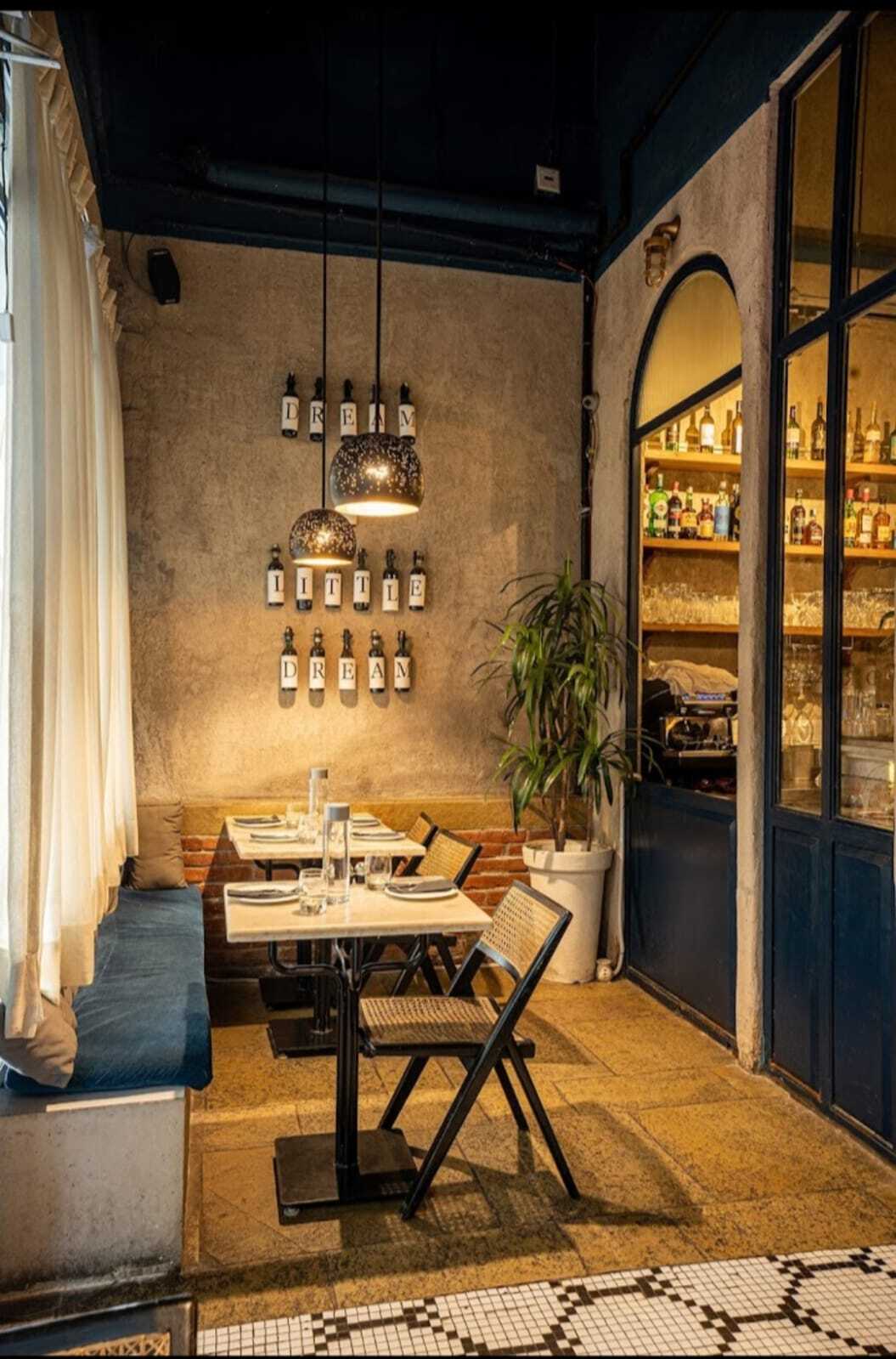 REVE BISTRO MODERNE